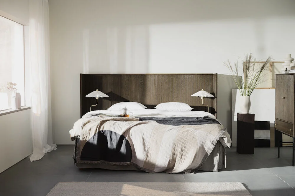 Redmond sänggavel 234cm brun ek