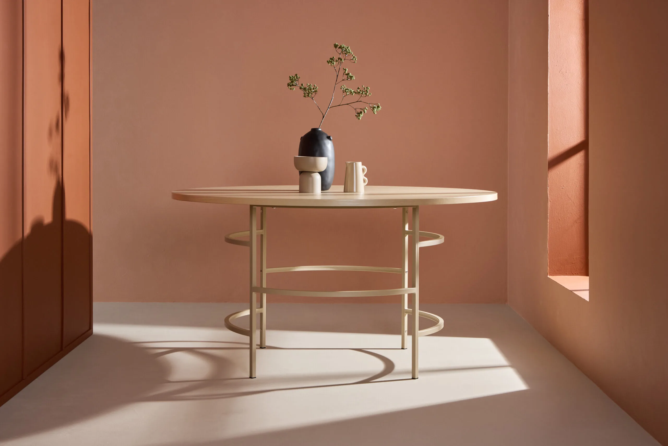 Copenhagen Dining Table ⌀140x74 - Vitwash / Beige