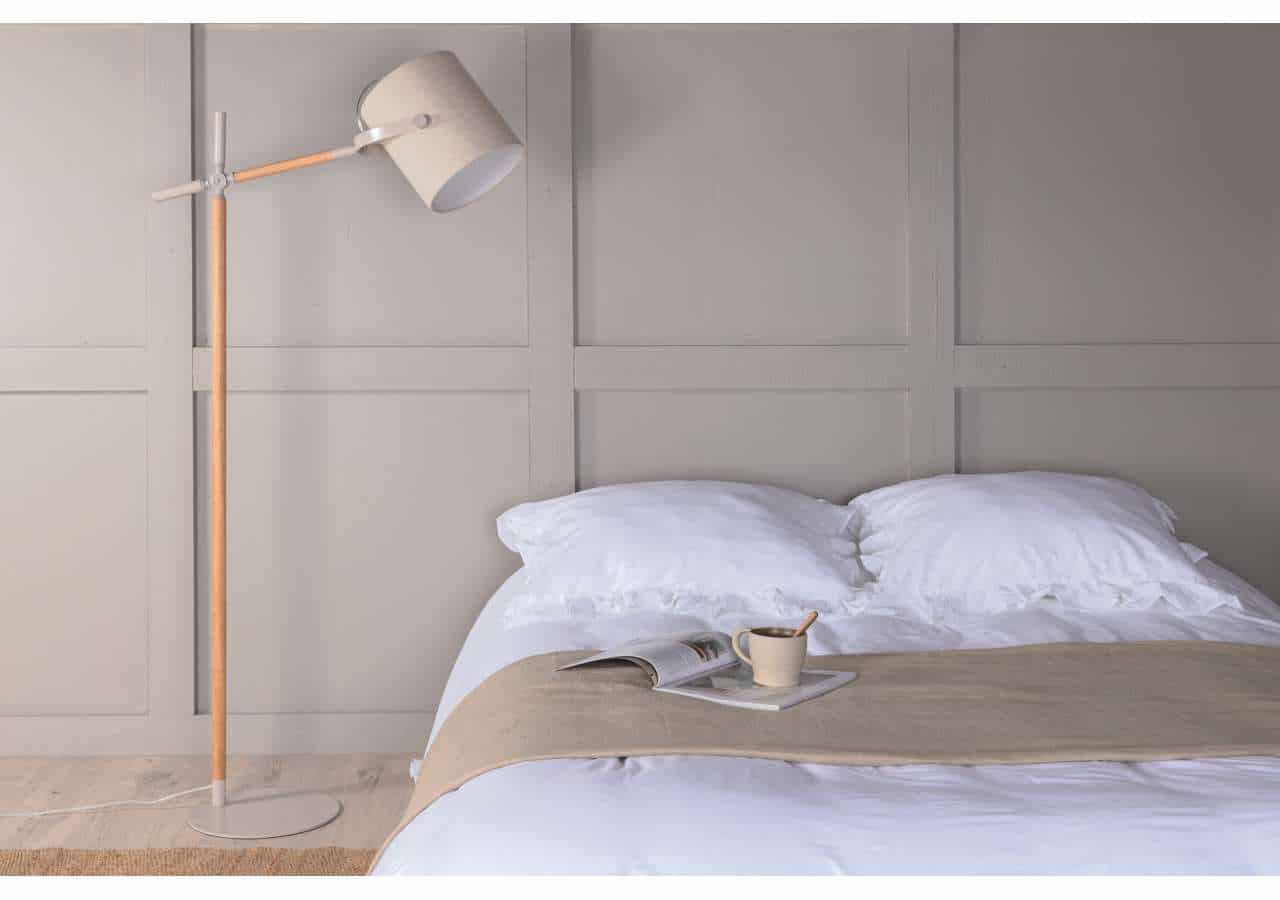 Dennis -Golvlampa - Beige / Trä/Beige Linne