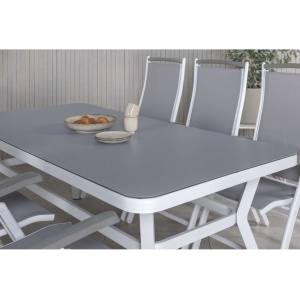 Virya Matbord med Albany Matstolar