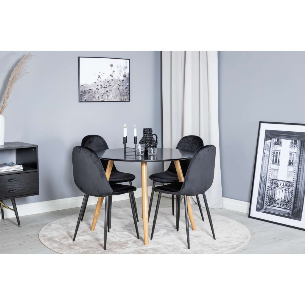 Plaza Matbord med Panter Matstolar