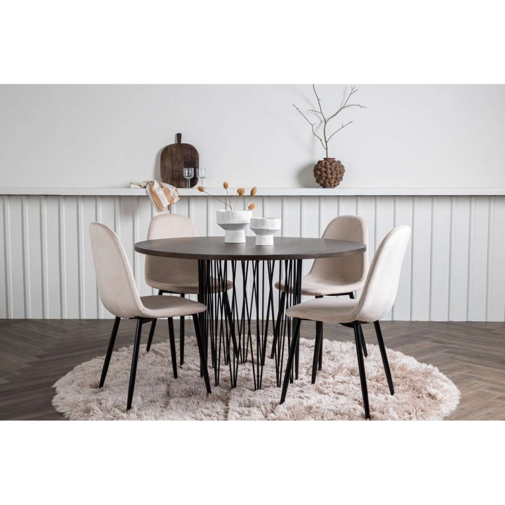 Stone Matbord med Panter Matstolar