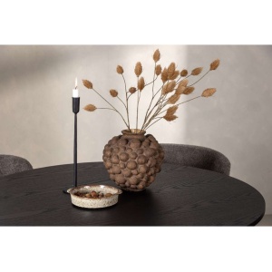 Olivia Matbord med Modesto Matstolar