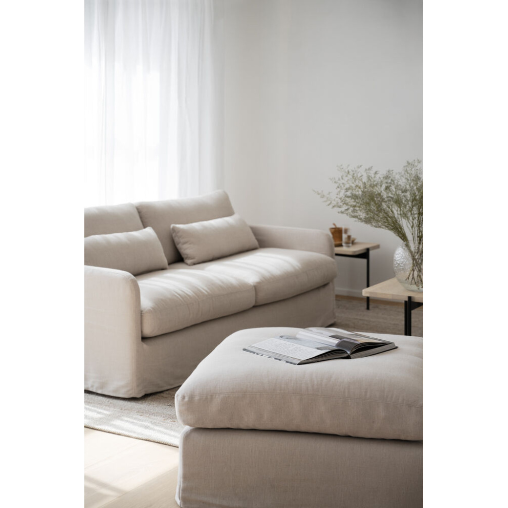 Peyton fotpall beige tyg Ursula