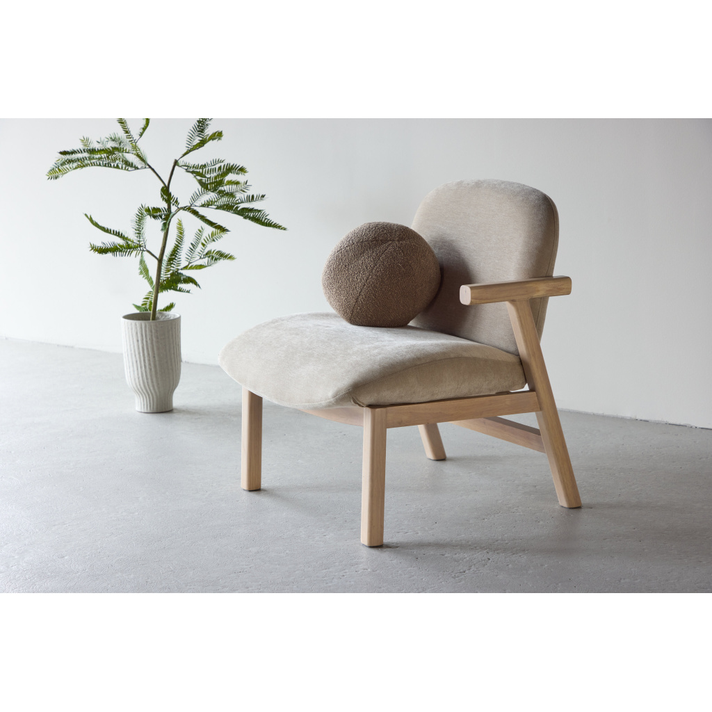 Rile Armchair - Vitwash/ Beige