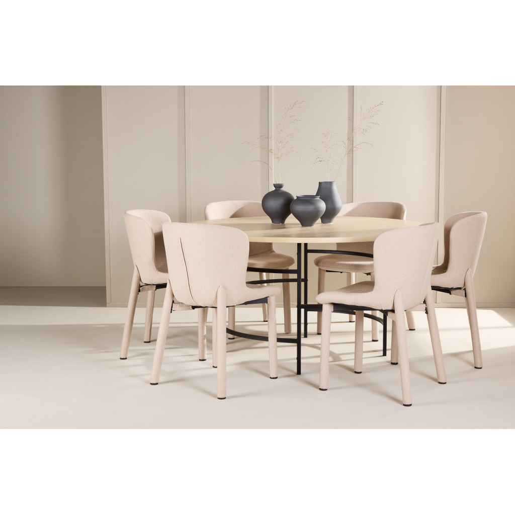Copenhagen Table - Vitwash/Svartwith 6 Astoria Chair - Beige