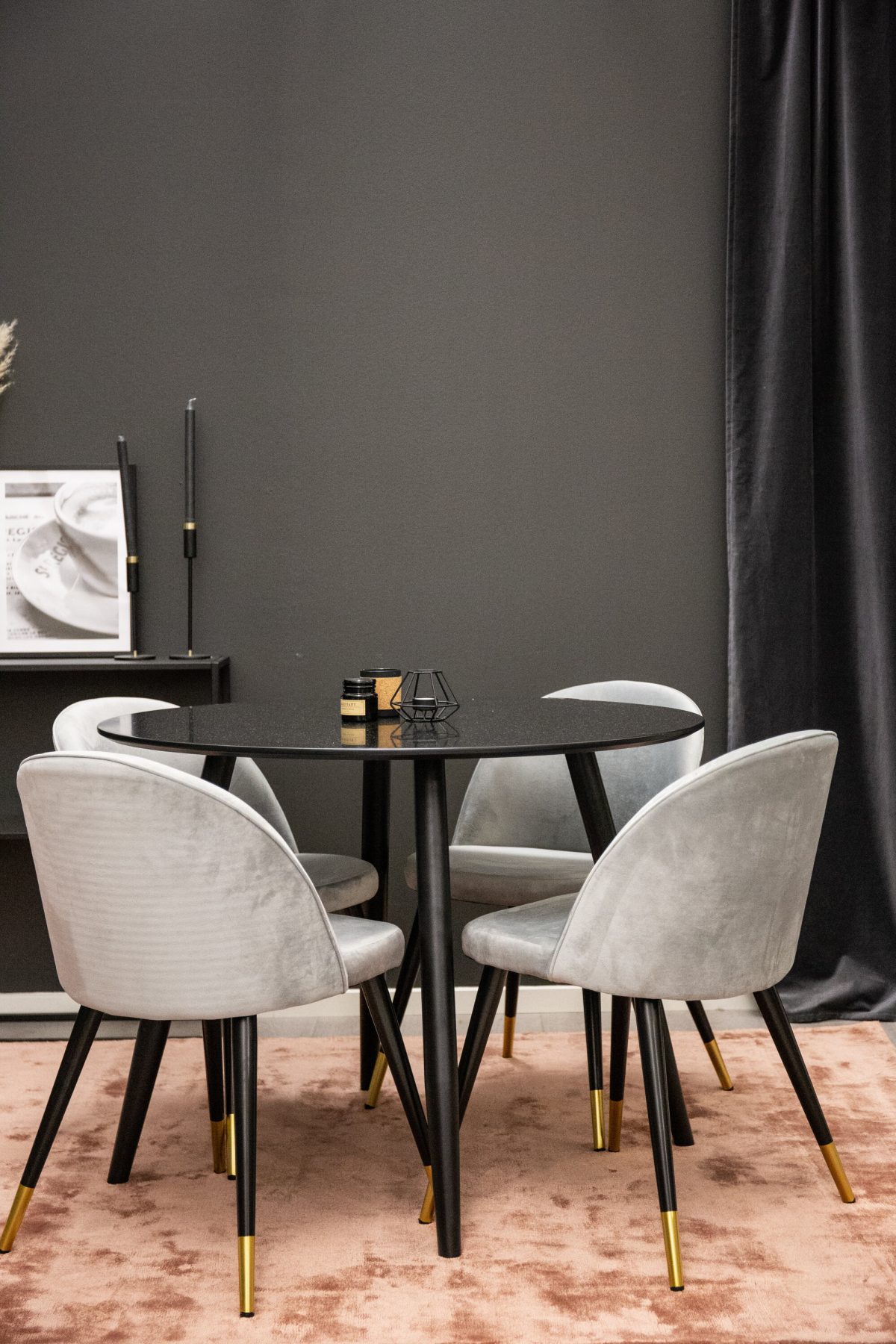 Plaza & Velvet Matbord ⌀100 ø100 + Matstolar Grå - Bild 9