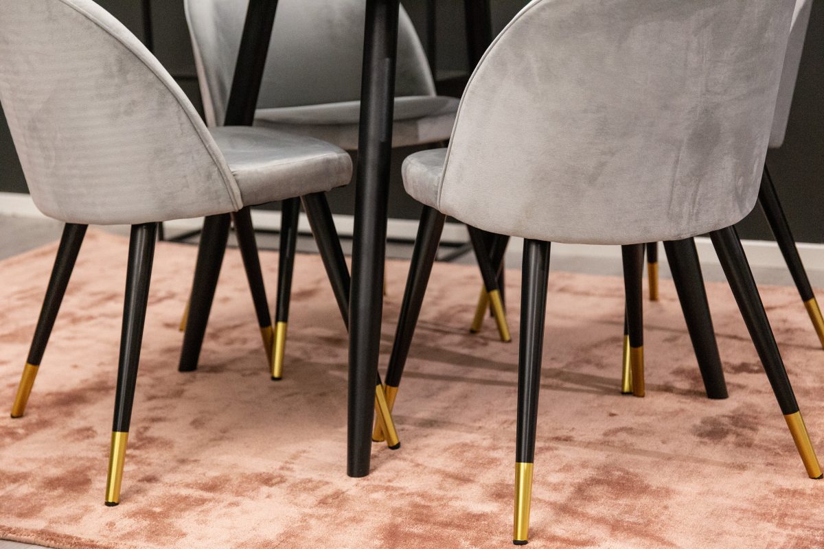 Plaza & Velvet Matbord ⌀100 ø100 + Matstolar Grå - Bild 6