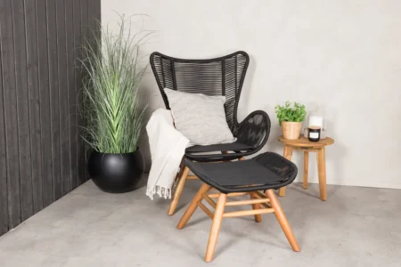 Chania & Tingeling Sidobord ⌀40 + Loungefåtöljer