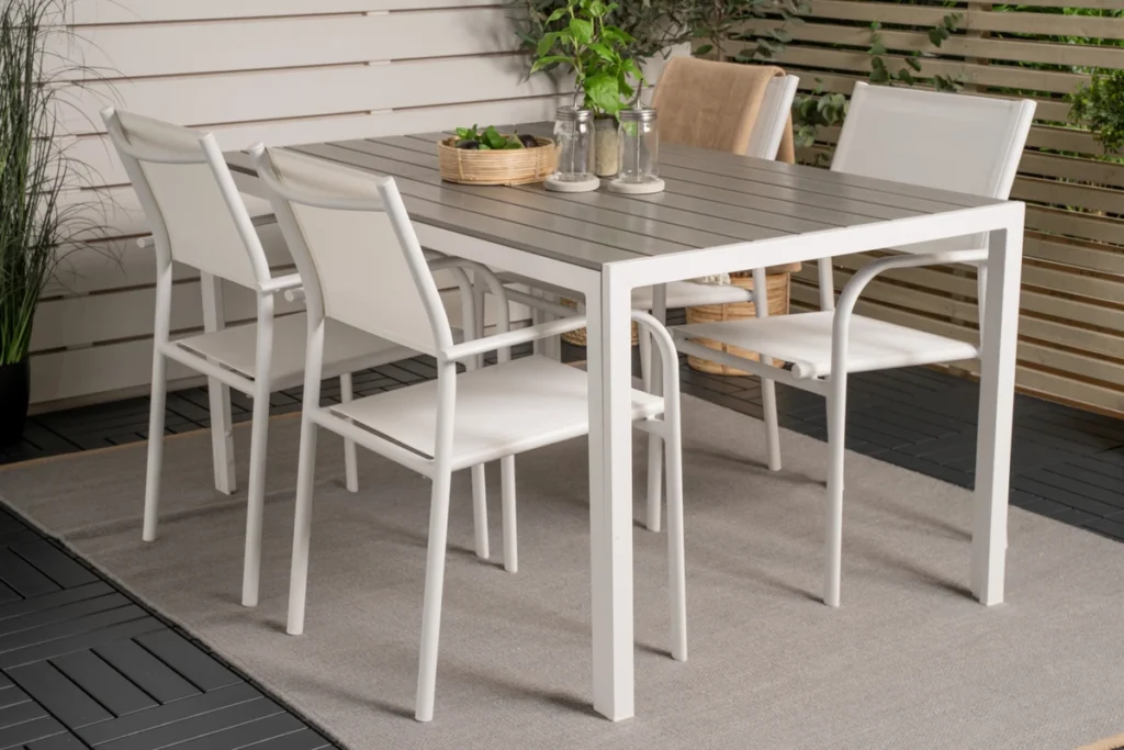 Break | Santorini Matbord 150x90 + 4 matstolar