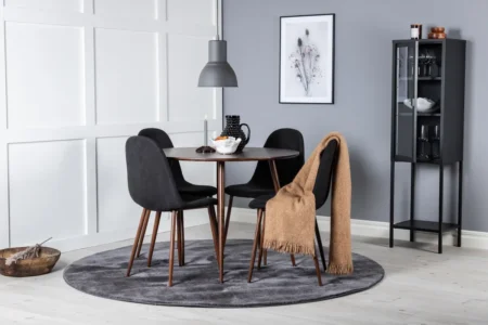 Plaza & Polar Runda Matbord ⌀100 Walnut + Matstolar Black