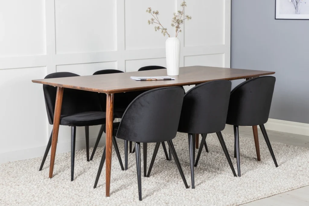 Polar & Velvet Rektangulära Matbord 180 x 90 Walnut + Matstolar Black
