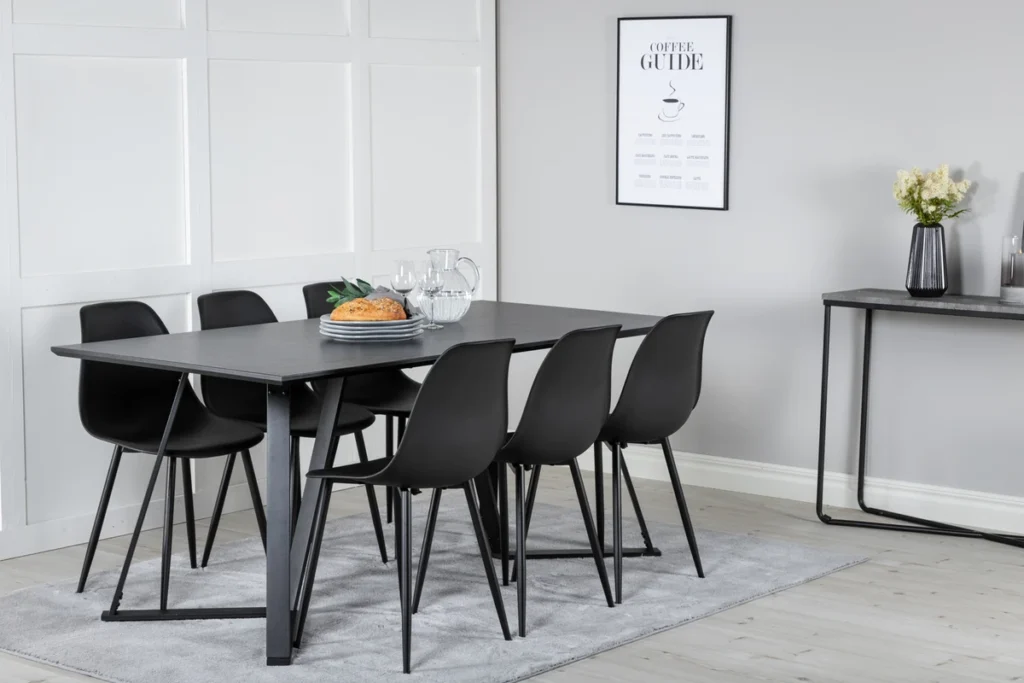 Polar & Marina Matstolar Black + Rektangulära Matbord 180 x 90 Black