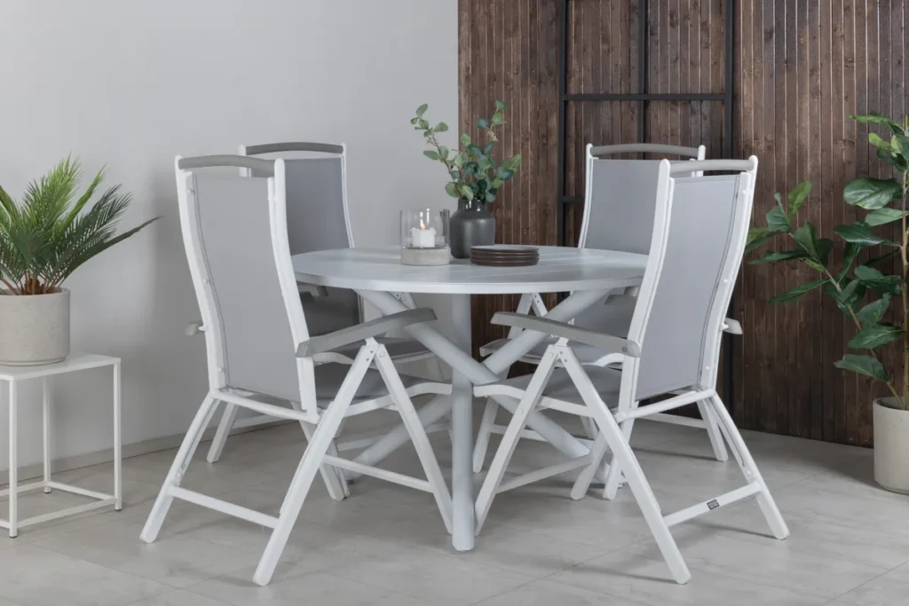 Alma & Albany Matbord ⌀120 + Positionsstolar Vit