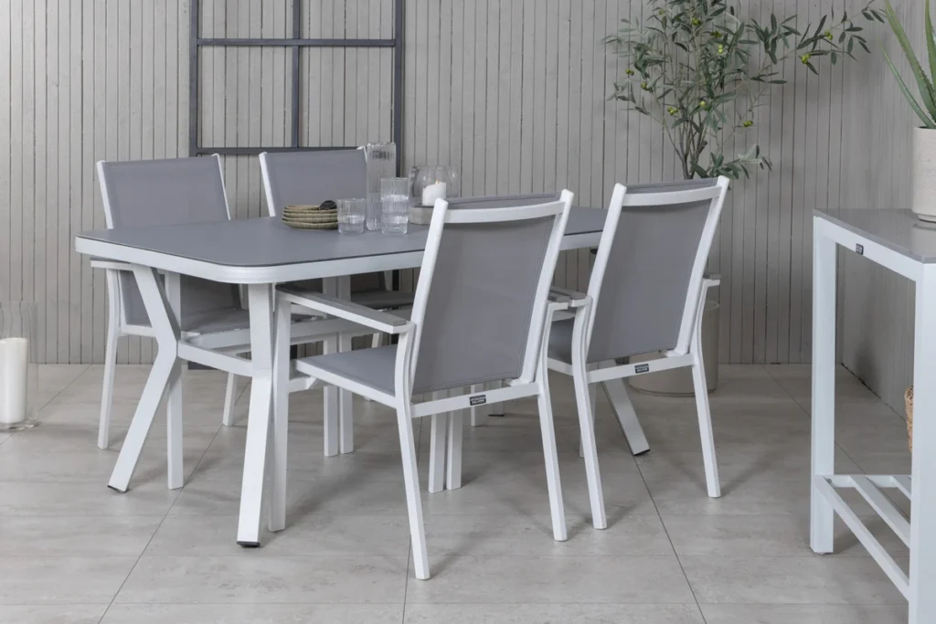 Virya & Parma Matbord 160 x 90 + Matstolar Grå