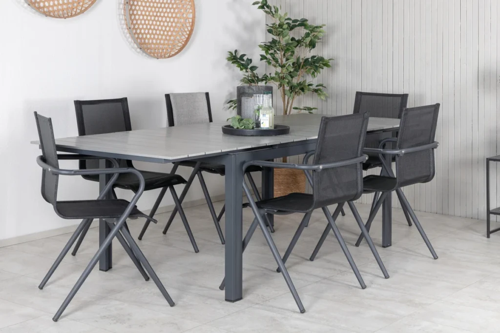 Alina & Levels Matstolar Svart + Matbord 160x100x75