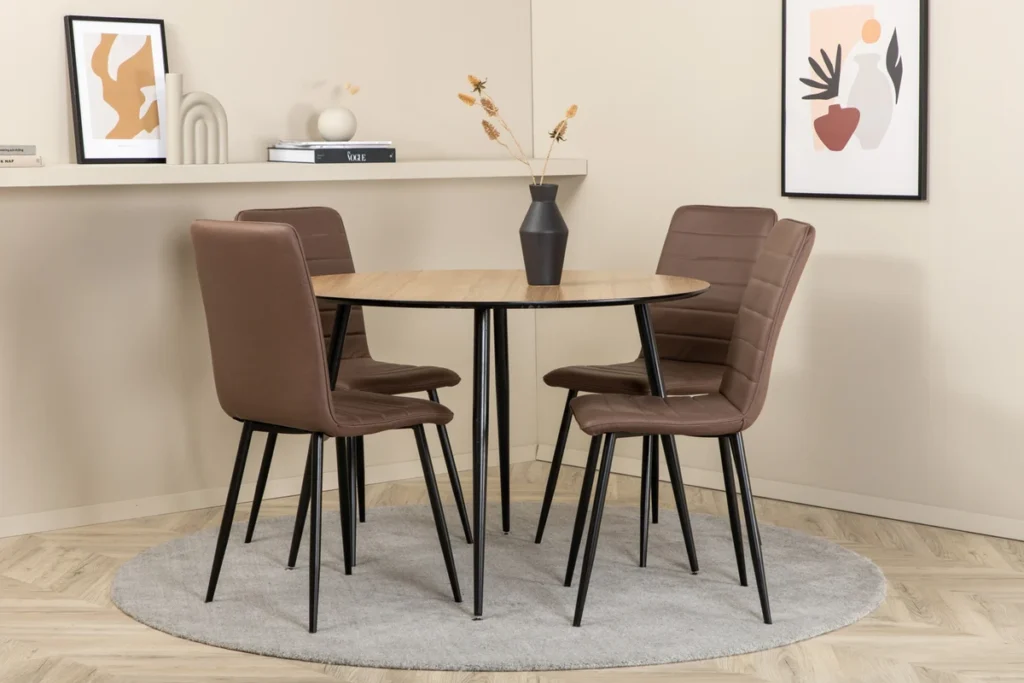 Silar & Windu Matbord ⌀100 + Matstolar Brun