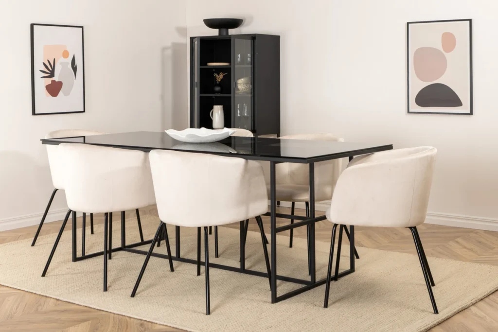 Berit & Leif Matstolar Beige + Rektangulära Matbord 200 x 90 Black