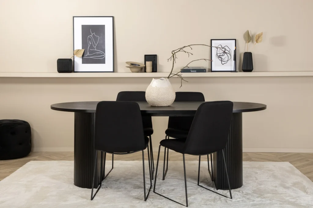 Muce & Bianca Matstolar Black + Ovala Matbord 200 x 90 Black