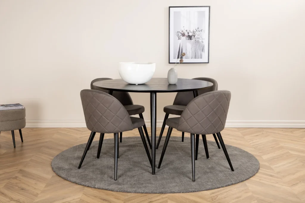 Dipp & Velvet Runda Matbord ⌀115 Black + Matstolar Grå