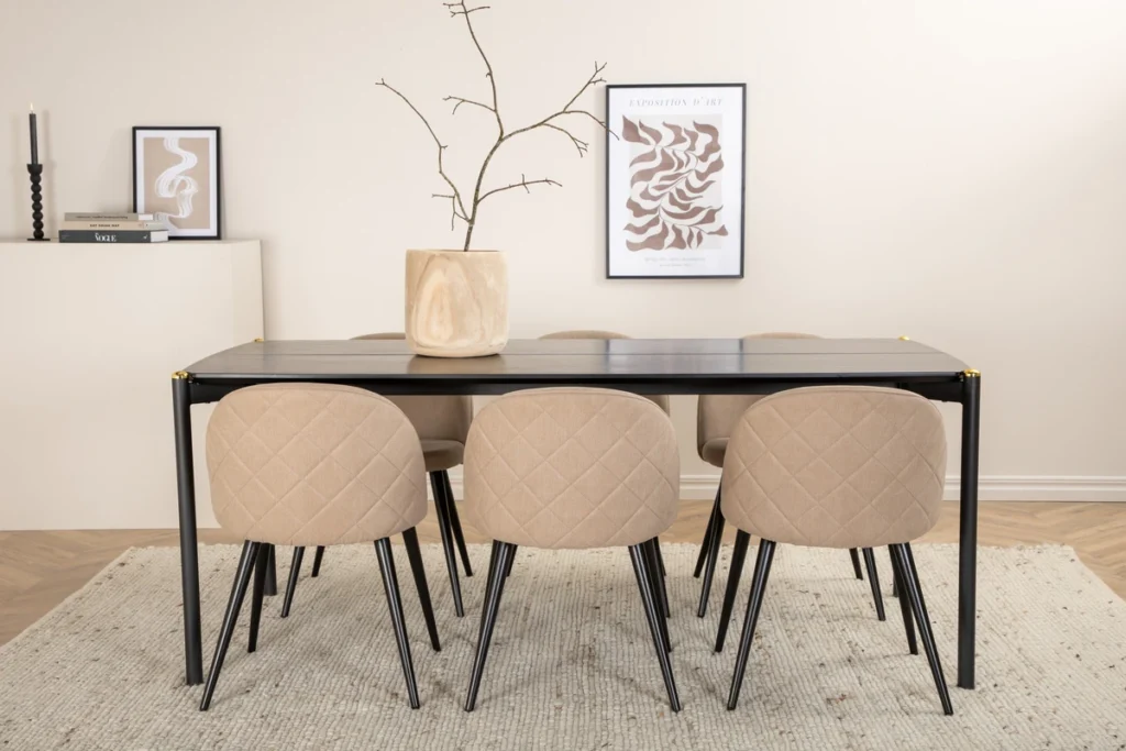 Pelle & Velvet Rektangulära Matbord 190 x 90 Svart + Matstolar Beige