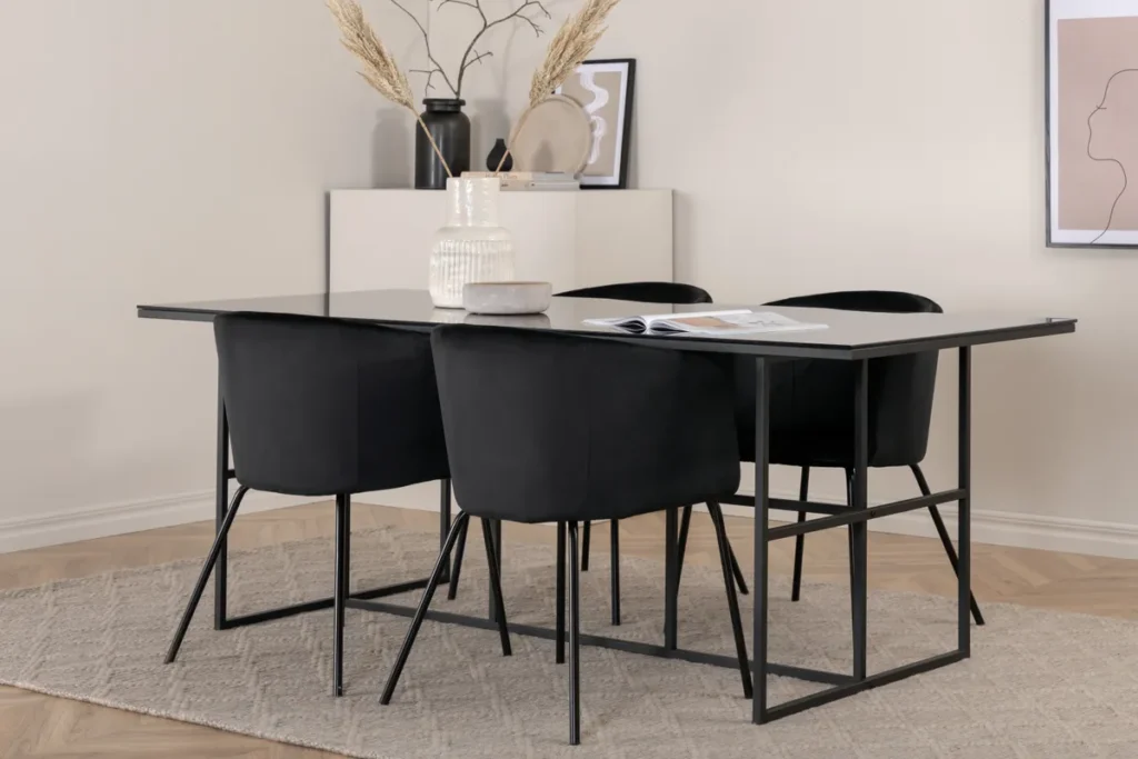 Berit & Leif Matstolar Svart + Matbord 90x200
