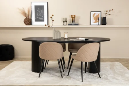 Bianca & Velvet Ovala Matbord 200 x 90 Black + Matstolar Beige