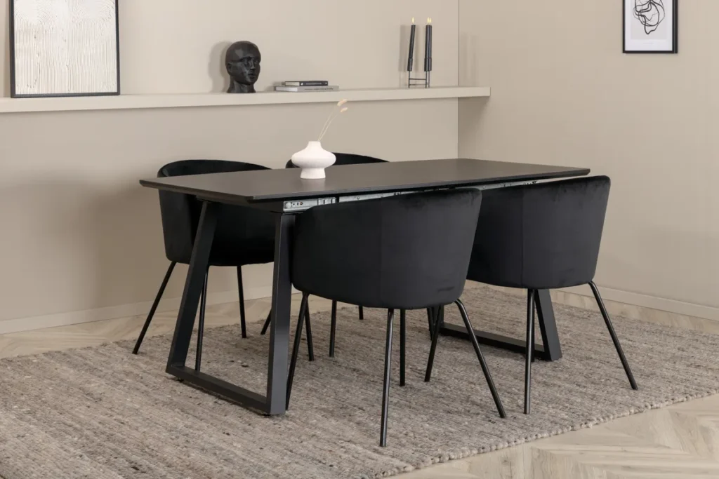 Inca Extentiontable - Black top / black Legs +Berit Chair - Black / Black Velvet _4