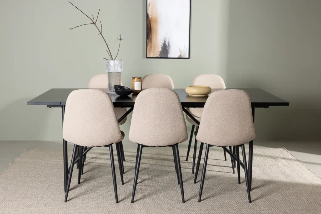 Astrid & Polar Rektangulära Matbord 200 x 90 Black + Matstolar Beige