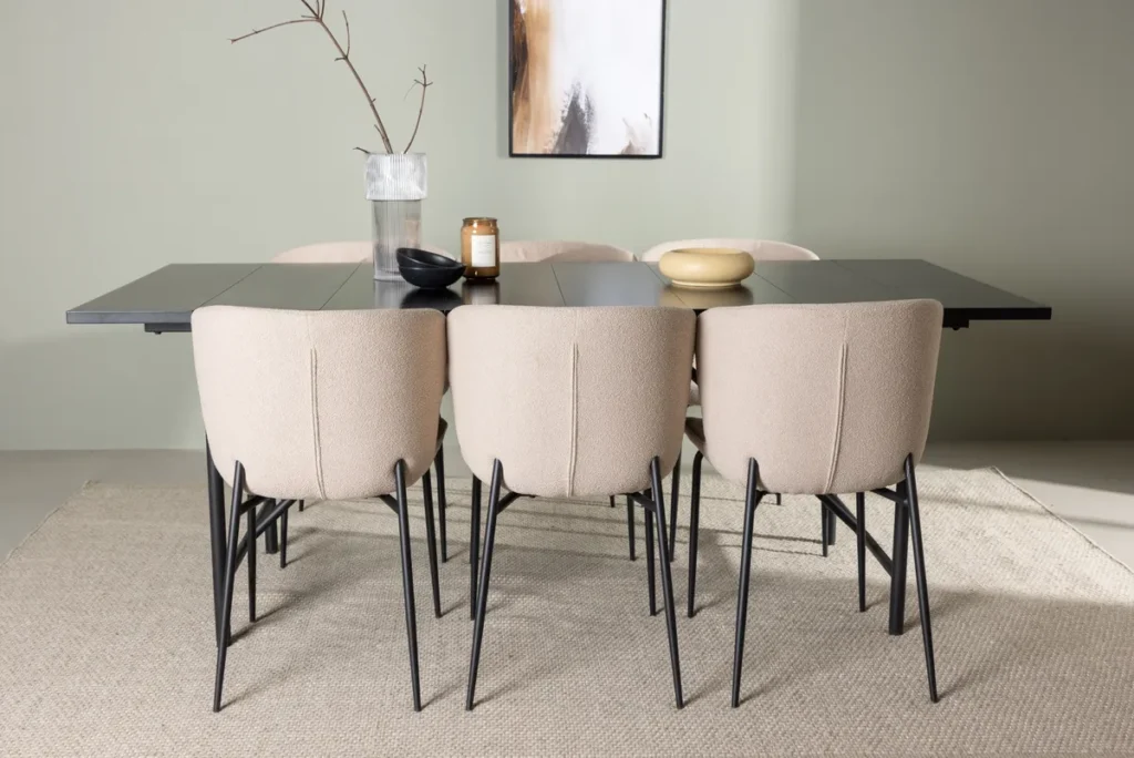 Modesto & Astrid Matstolar Beige + Rektangulära Matbord 200 x 90 Black