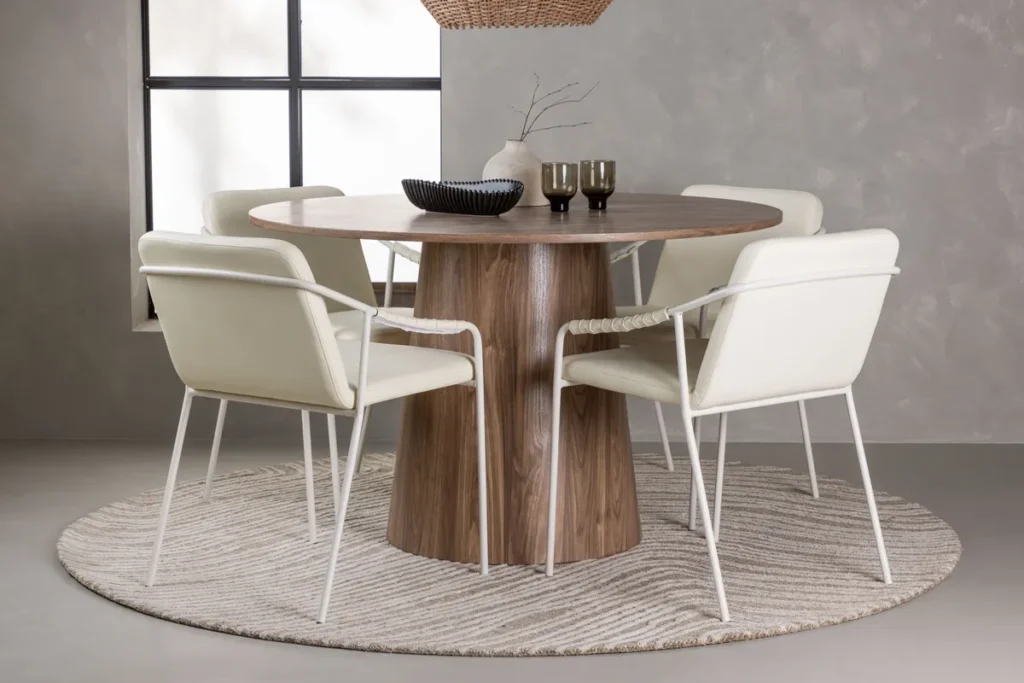 Tvist & Lanzo Matstolar Beige + Runda Matbord ⌀120 Nature