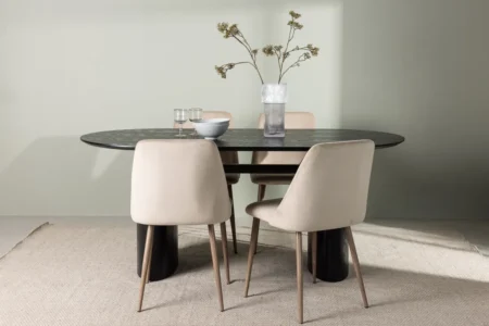 Night & Isolde Matstolar Beige + Ovala Matbord 180 x 90 Black