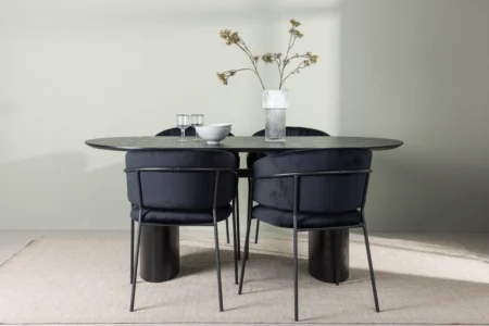 Selma & Isolde Matstolar Black + Ovala Matbord 180 x 90 Black