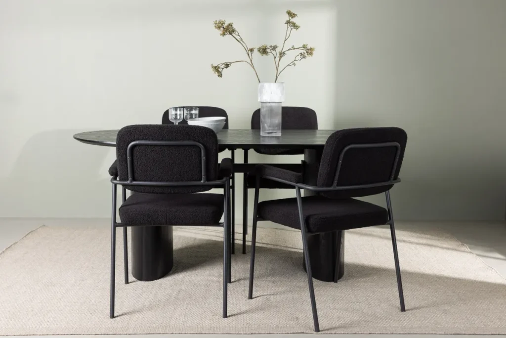 Yesterday & Isolde Matstolar Black + Ovala Matbord 180 x 90 Black