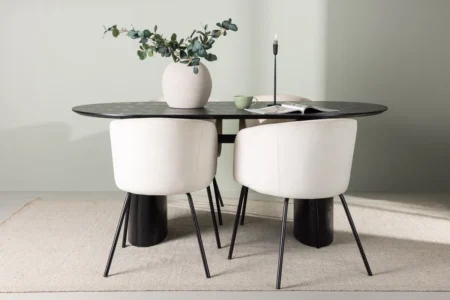 Berit & Isolde Matstolar Beige + Ovala Matbord 180 x 90 Black