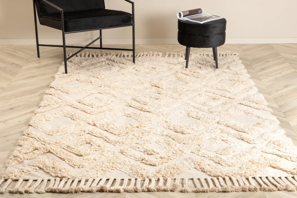 Hilma Rektangulära Mattor 230 x 160 Beige