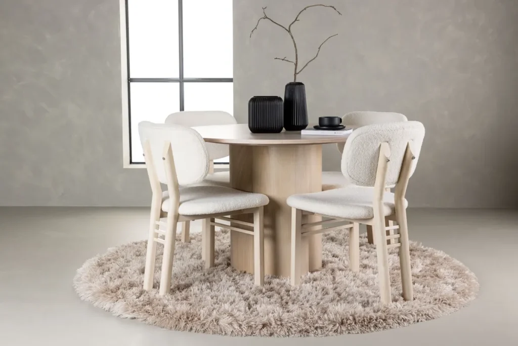 Olivia & Sia Matbord ⌀110 + Matstolar Vit