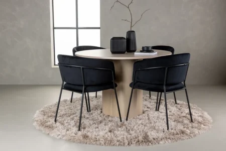 Olivia & Selma Runda Matbord ⌀110 Whitewash + Matstolar Black