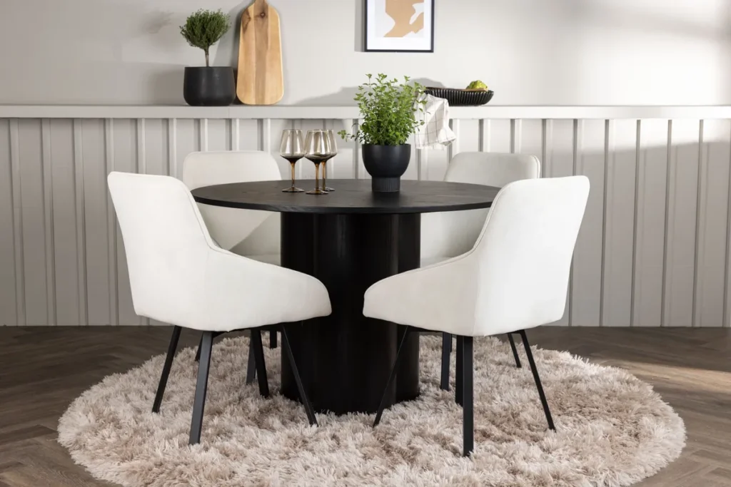 Olivia & Rosie Runda Matbord ⌀110 Black + Matstolar Beige