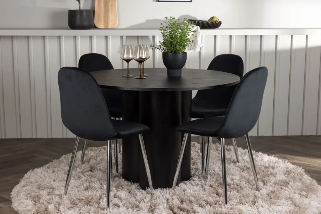 Olivia & Polar Runda Matbord ⌀110 Svart + Matstolar Svart
