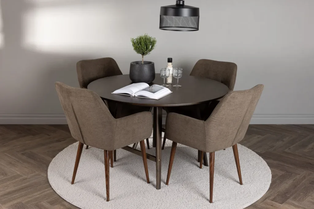 Kaseidon & Tomorrow Runda Matbord ⌀100 Mörkbrun + Matstolar Brown