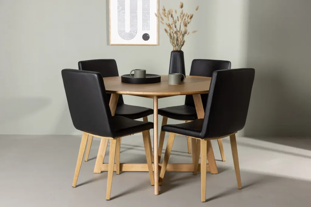 Yakidon & Today Runda Matbord ⌀120 Brown + Matstolar Black