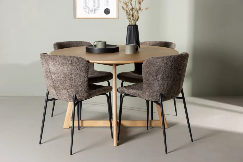 Modesto & Yakidon Matstolar Brown + Runda Matbord ⌀120 Brown