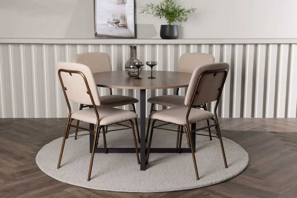 Durango & Seda Runda Matbord ⌀120 Walnut + Matstolar Beige