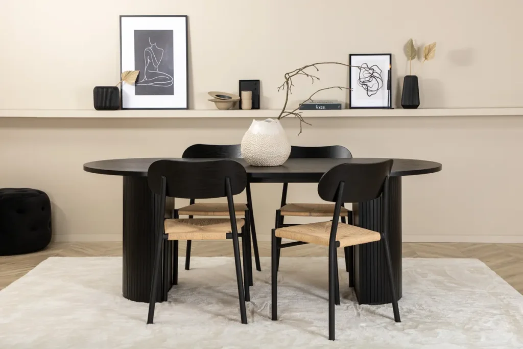 Bianca & Polly Ovala Matbord 200 x 90 Black + Matstolar Black