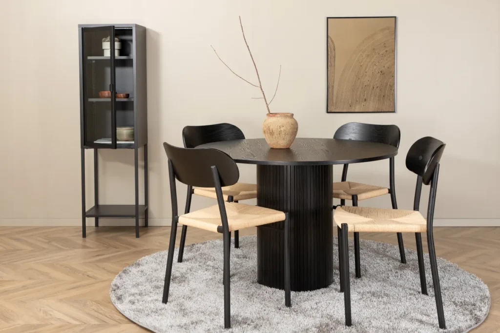 Bianca & Polly Runda Matbord ⌀110 Black + Matstolar Black