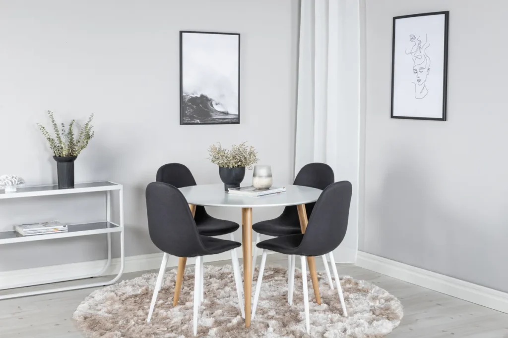 Polar & Plaza Matstolar Black + Runda Matbord ⌀100 White