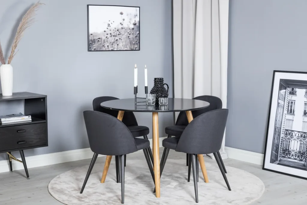 Velvet & Plaza Matstolar Svart + Runda Matbord ⌀100 Svart