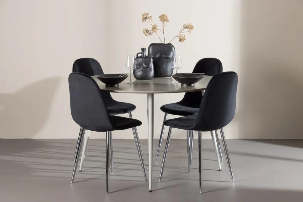 Polar & Plaza Matstolar Svart + Runda Matbord ⌀120 Beige