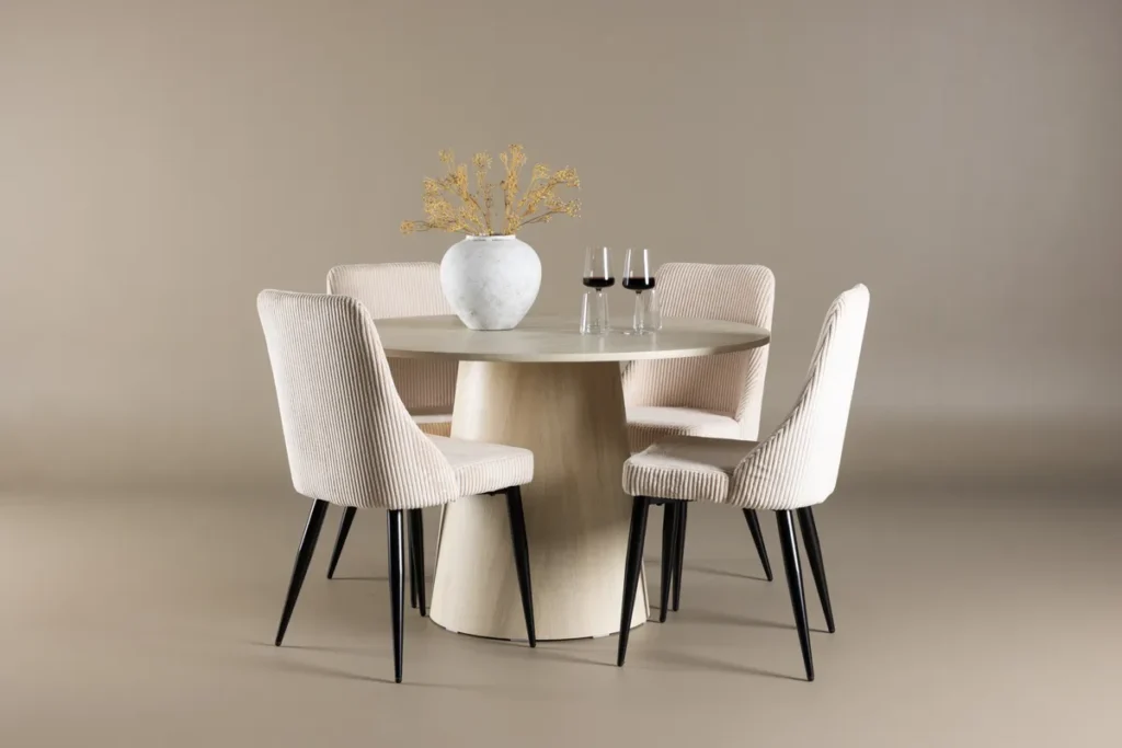 Leone & Lanzo Matstolar Beige + Runda Matbord ⌀120 Whitewash